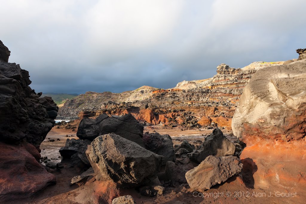 The Gates of Nakalele Point by Alan Goulet