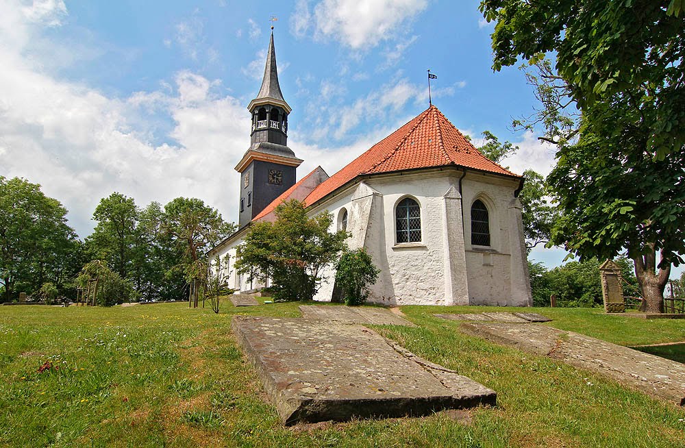 Geschlechterfriedhof Lunden by GabiundKlaus