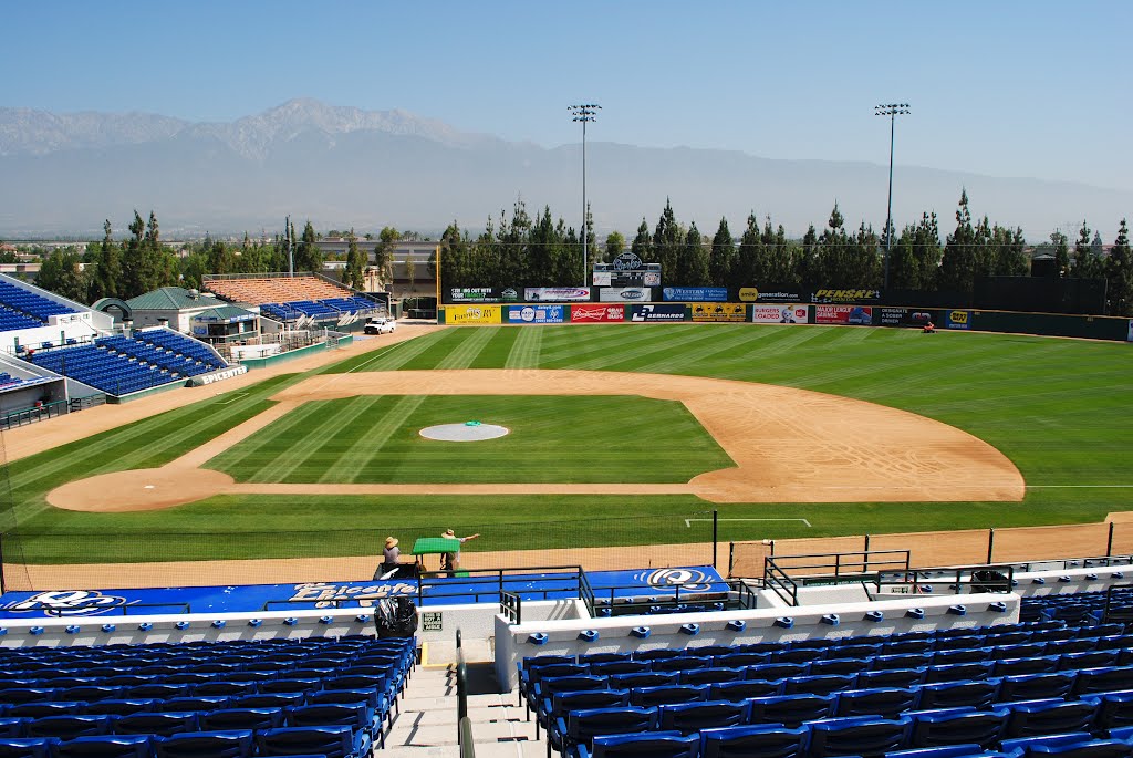 Rancho Cucamonga Quakes - The Epicenter by the baseball traveler