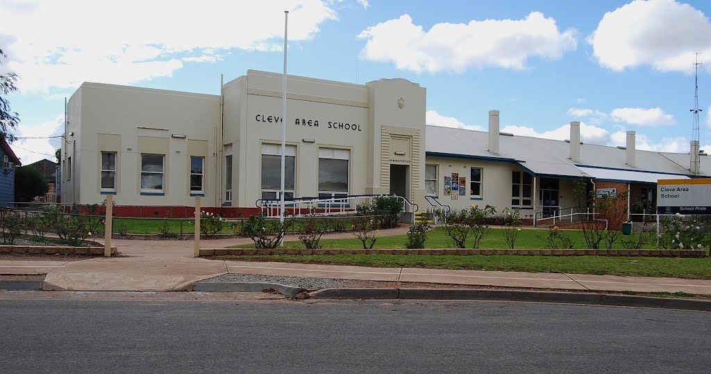 Area School entrance and Community Library by Phaedrus Fleurieu