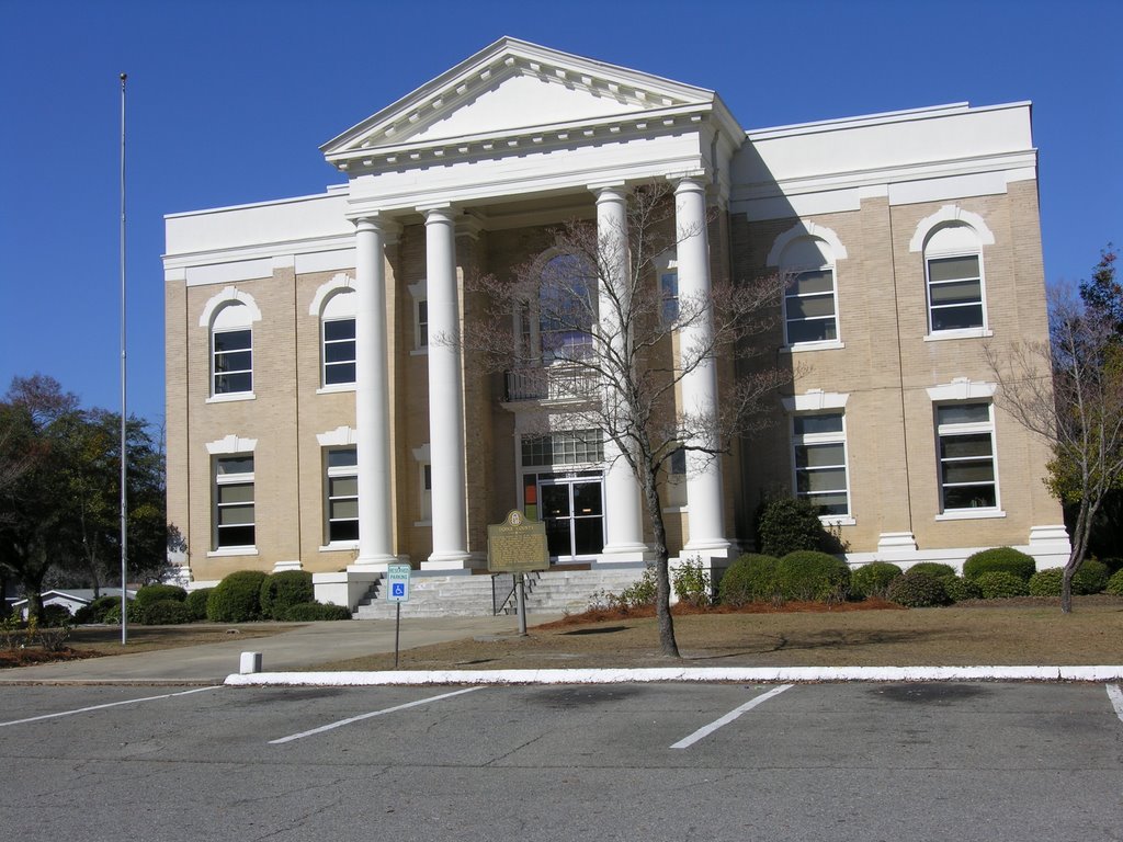 Dodge County Courthouse by SCBerry