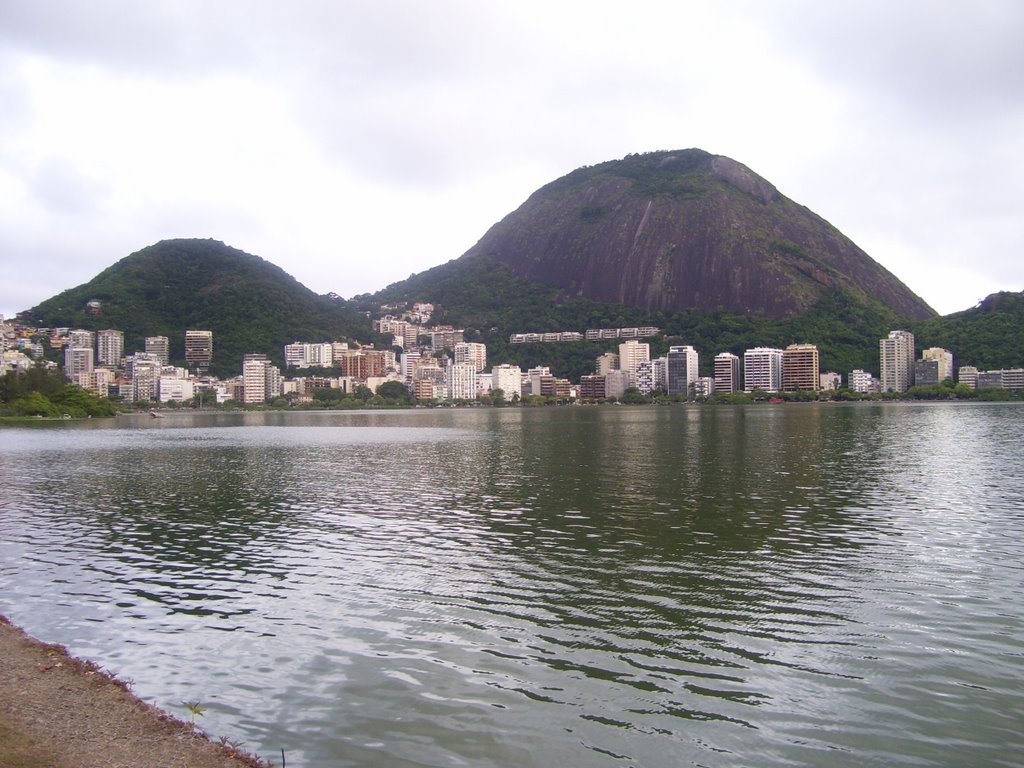 Rodrigo de Freitas Lake by marcosvarela