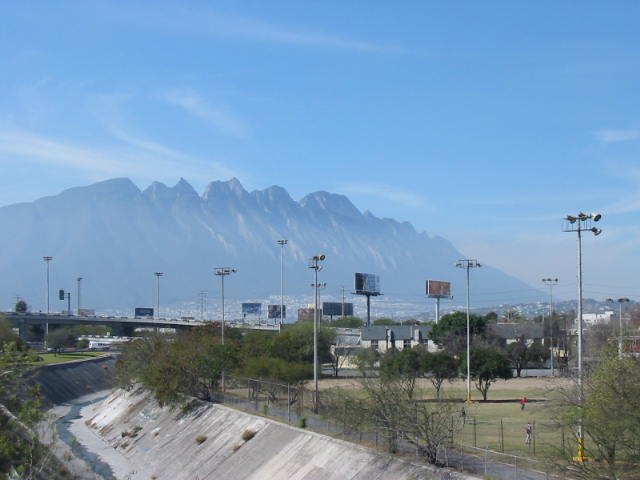 San Nicolas N.L. Mx. Cerro de las Mitras F. Velazquez y Puente FOD by ivanmonterrey