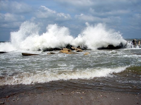 Romania - Eforie Sud - Beautiful waves - 11 by vikylangelo