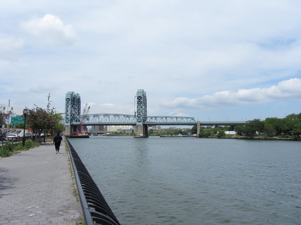 RFK / Triborough Bridge by Adam Elmquist