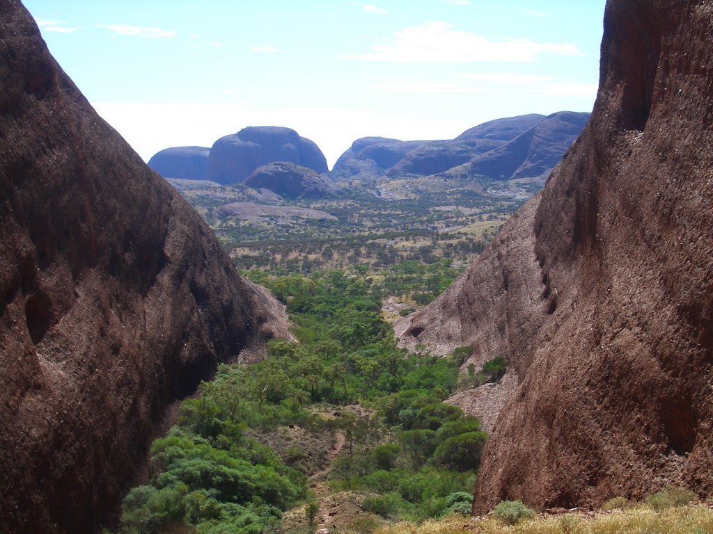 Valley of the Winds from lookout by Andrew Pickles