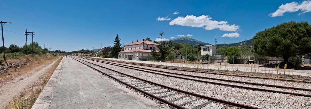 Estacion de Miraflores de la Sierra. by Felipe Salvador Ortiz-Caro