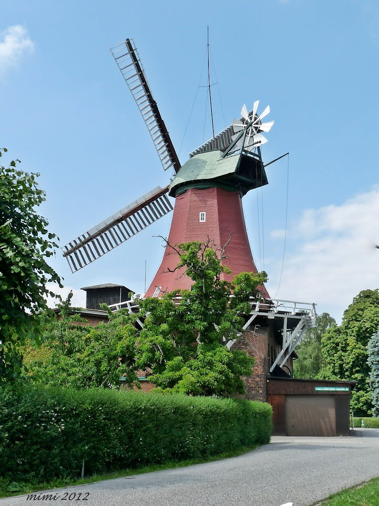 Reitbrooker Mühle - eine im Jahr 1870 erbaute Windmühle by mimi.handorf