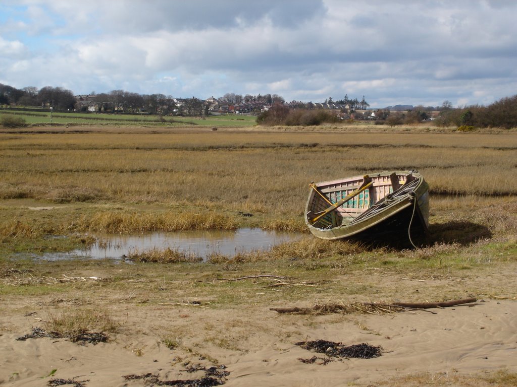 Little boat Alnmouth by jameswedge