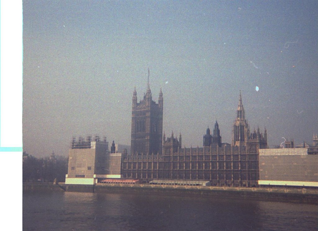 Thames River by Victor Matthews