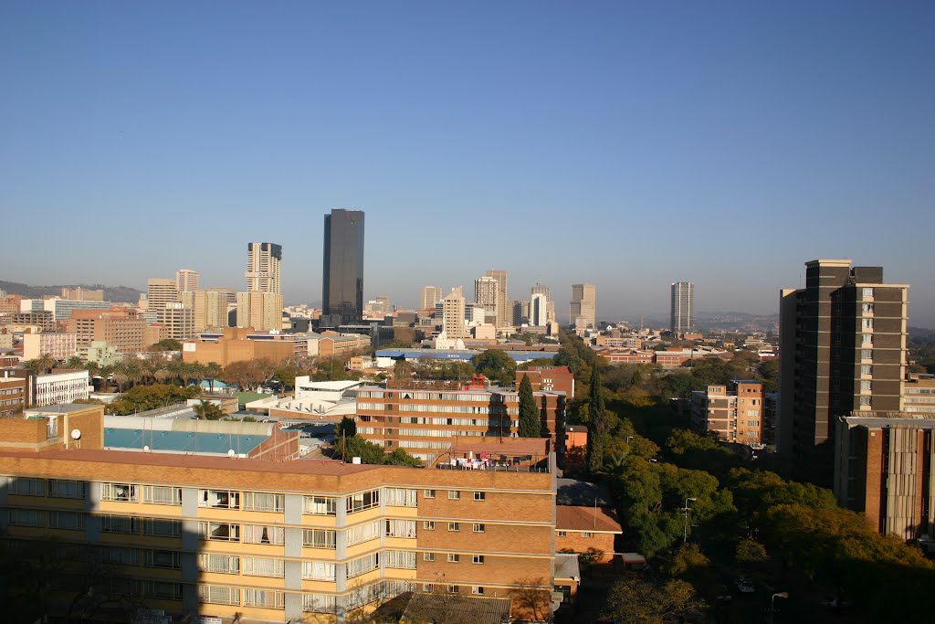 View from Arcadia hotel, Pretoria, South Africa, 08-07-2006 by pjrinkel