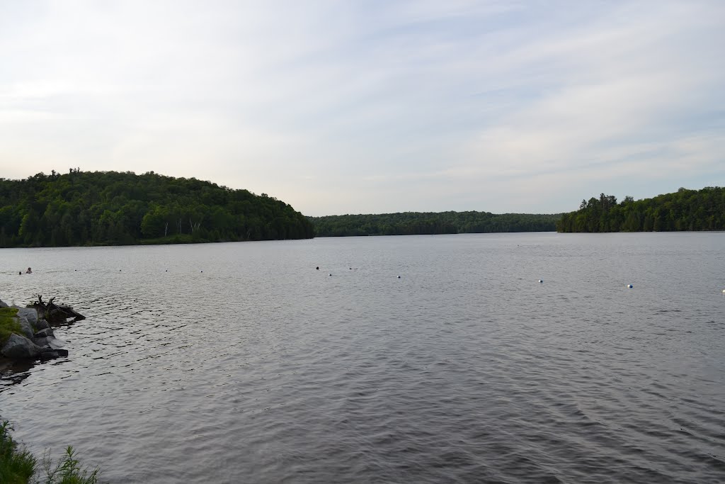 Quebec - Gatineau - Lac Meech by Jamie Cane