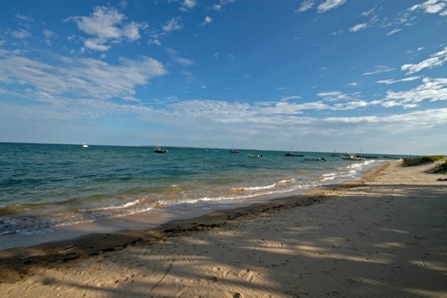 Ilha Portugueses, Moz by José Pedro Fernandes