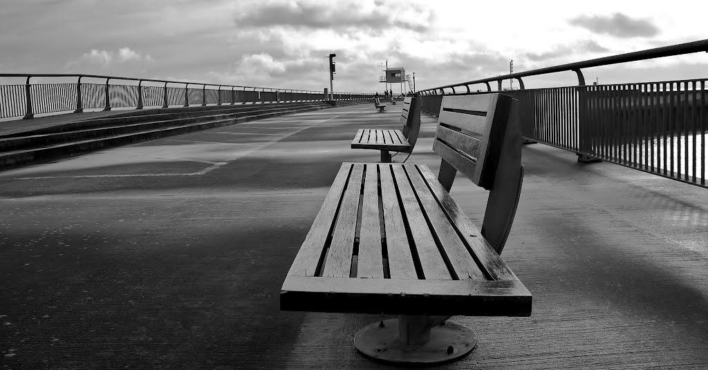 Fishermans pier by Nahoon