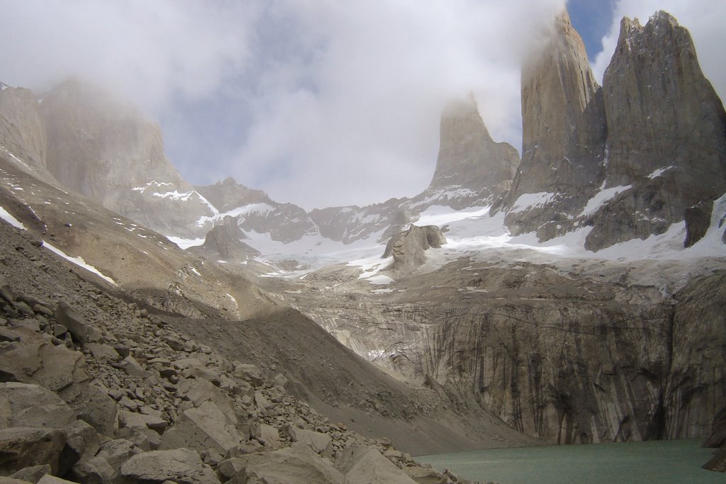 Torres Del Paine - Chile by Cleber Lima