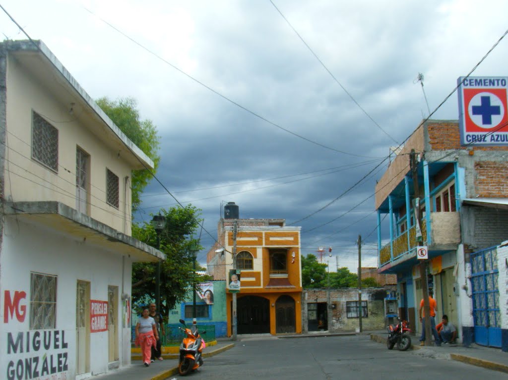 Uriangato - Calle Francisco Márquez by Wolverine13