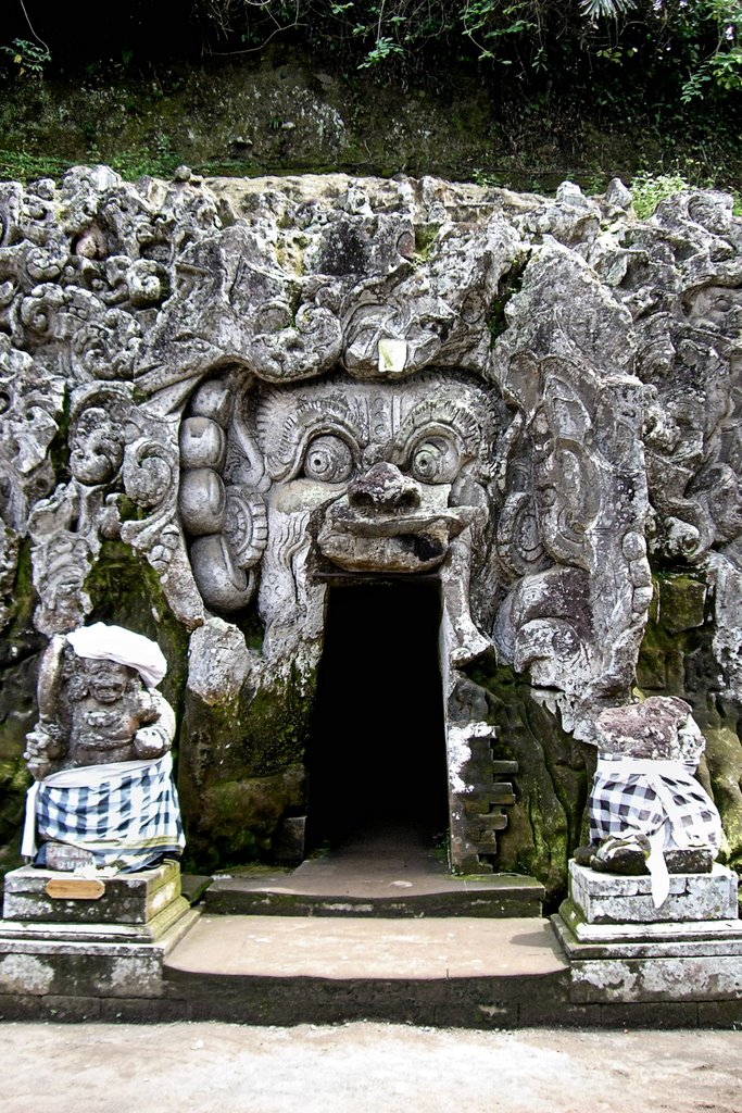 Goa Gajah Elephant Cave, Near Ubud by el2995