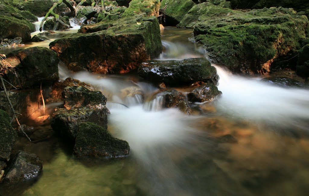 Semplicemente acqua. Just water. by Mauro Mufatti