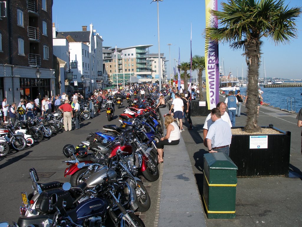 Biker's Night, Poole Quay by garysetch