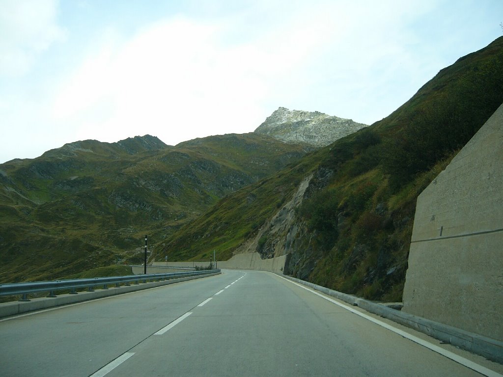 Gotthardpass, neue Strasse by booh