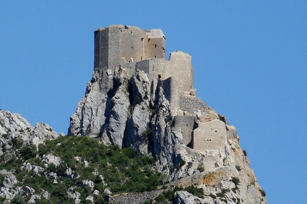 Le Château de Quéribus, Cucugnan, France by Jean-Paul Cerny