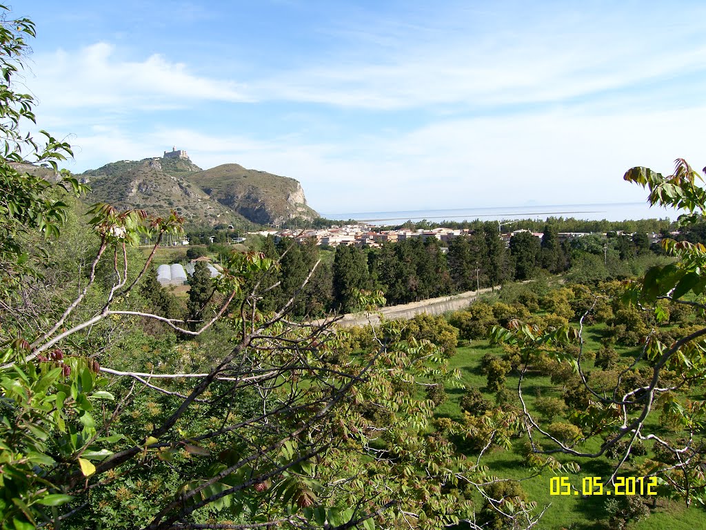 Oliveri - Vista dal castello by gibellina47