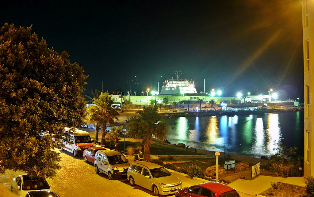 Taşucu limanı ve İsmet İnönü caddesinden gece görüntüleri by ismail38_1903