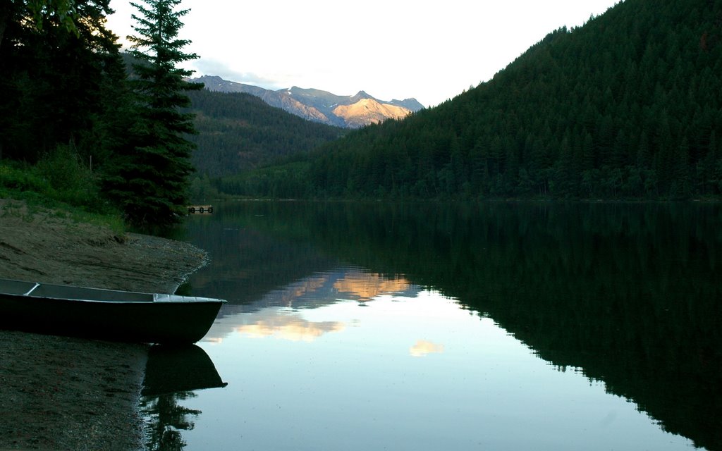 Tyaughton Lake, view from Tyax Lake Resort by lkroeker