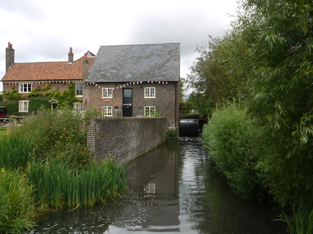 Redbournbury Watermill (June 2012) by Keith Davies