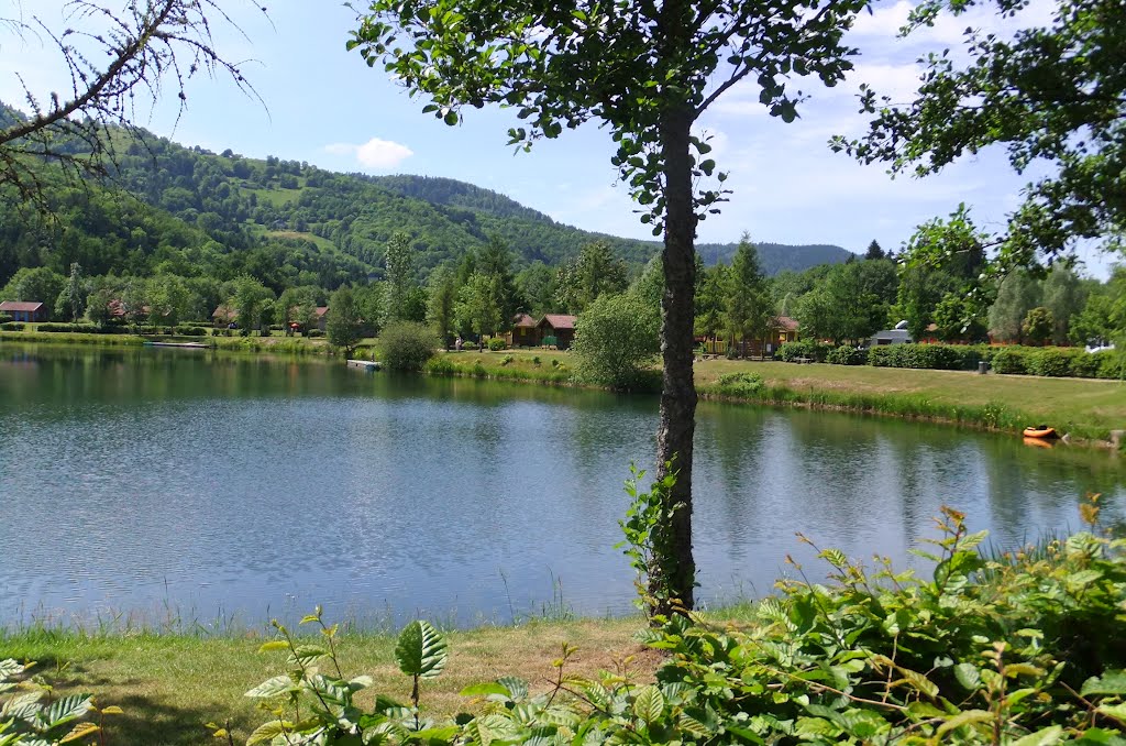 Saulxures-sur-Moselotte, Lac de la Moselotte by Nidoo