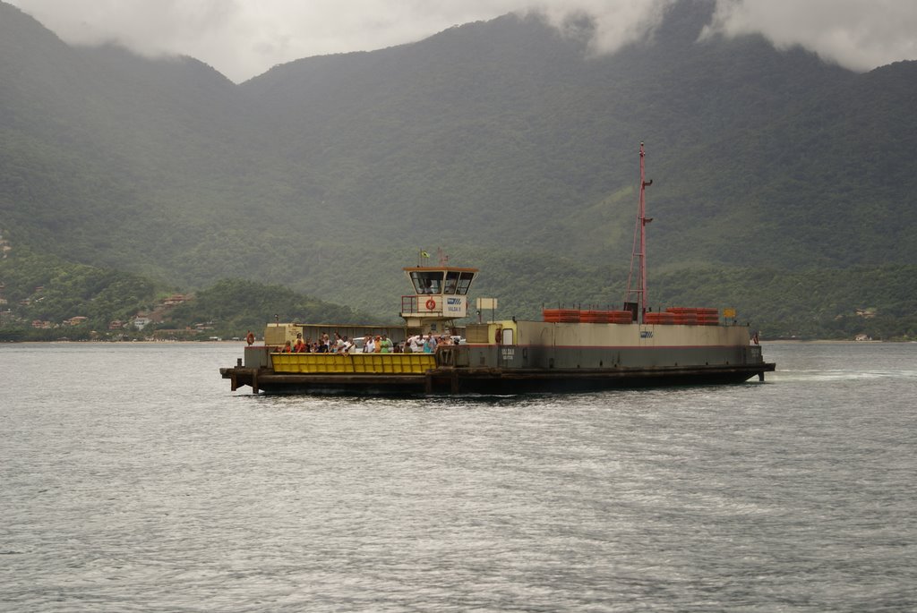 Canal de São Sebastião - Ilha Bela - SP by STen Costa Manso