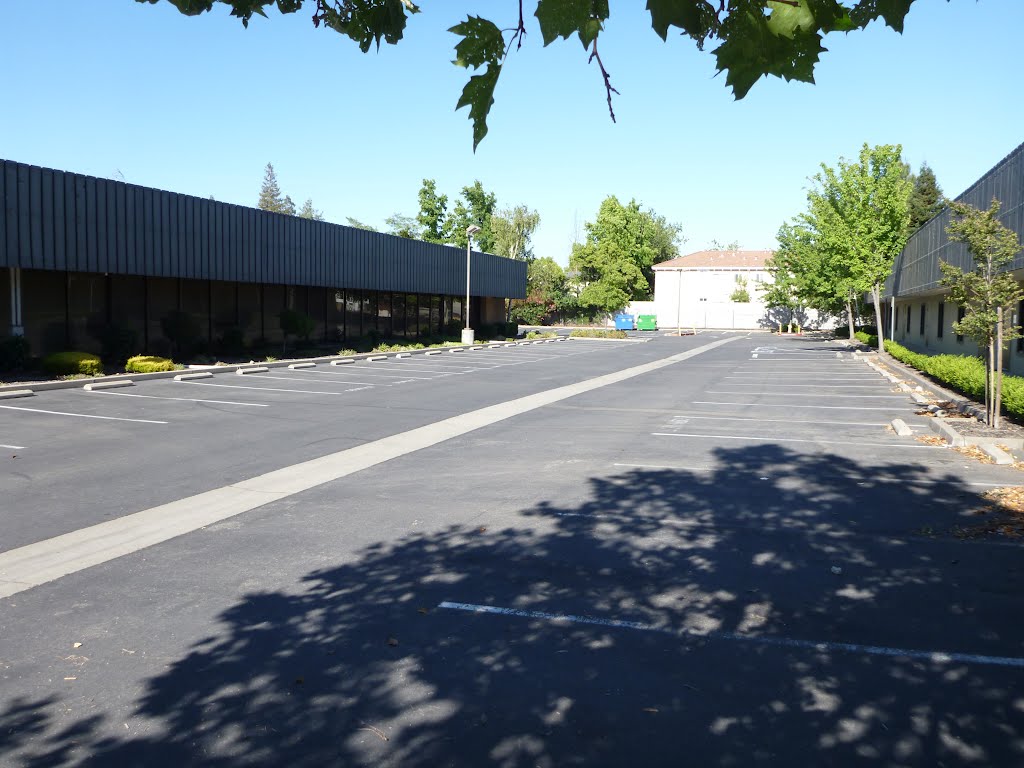 Parking lot for office complex at Howe Ave. & Hallmark Dr. by VasMan