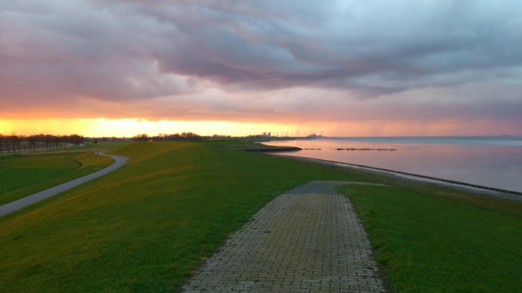 Mooie lucht delfzijl / eemshaven by Erwin Davids