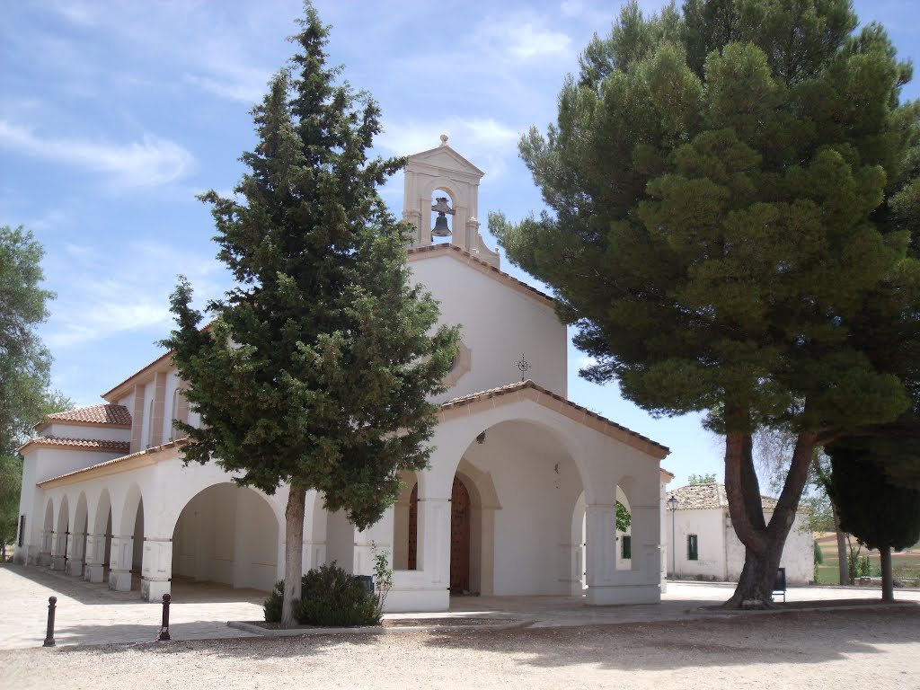 Ermita de Nª Sª de la Piedad de Urbanos. Torrejoncillo del Rey (Cuenca) by Marcos Prieto García