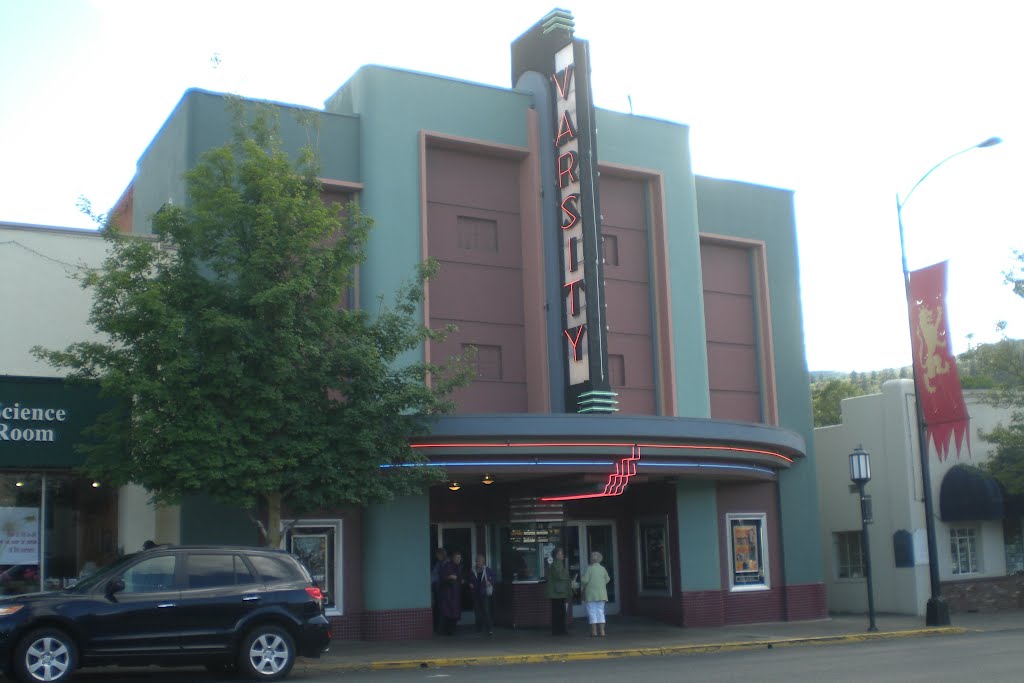 Varsity Theatre, Ashland (2012) by AGW