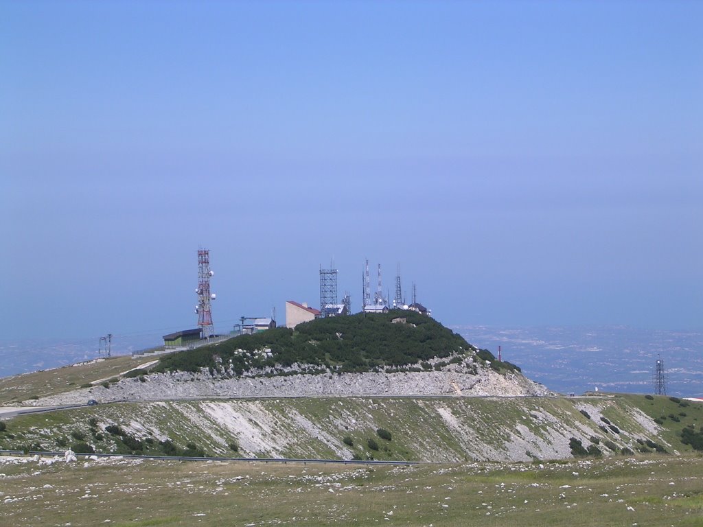 Serramonacesca, Province of Pescara, Italy by Alessio Businaro