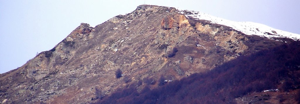 Поглед на брдото над Лавце (view at the hill above village Lavce) by Dragan Josifoski