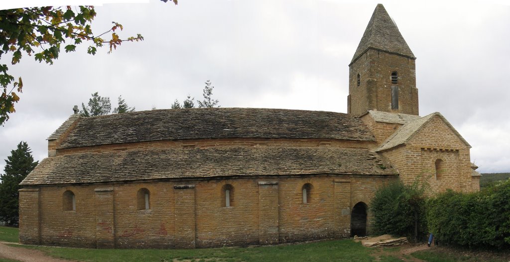 Eglise de Brancion (France-71), le 15-10-2005. by JoDeLyon