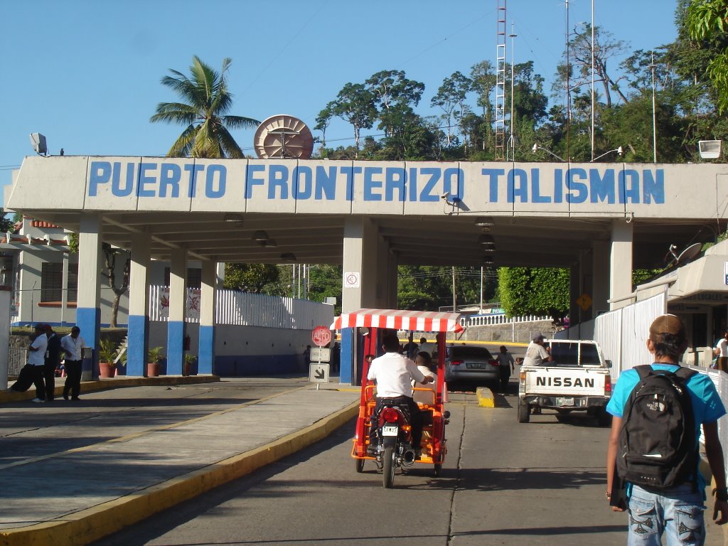 Puerto Fronterizo Talisman by Fer M.