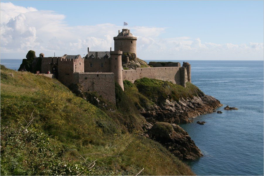 Fort La Latte by Alberto Segovia