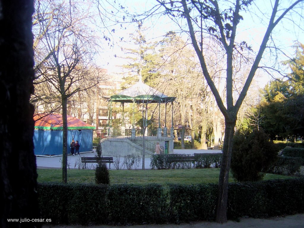 Parque del Recreo by Julio Cesar - Ávila