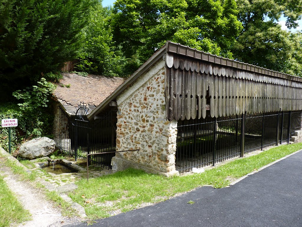 Lavoir de Bourdon à Fontenay-lès-Briis,construit en 1863. by laurentSnogoogleviews!