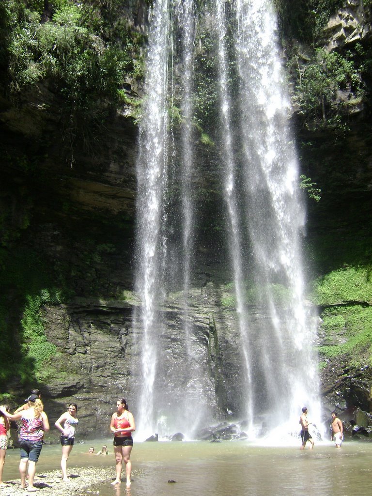 cachoeira carlão do Faiska by Carlos Eduardo Leffer De Liz