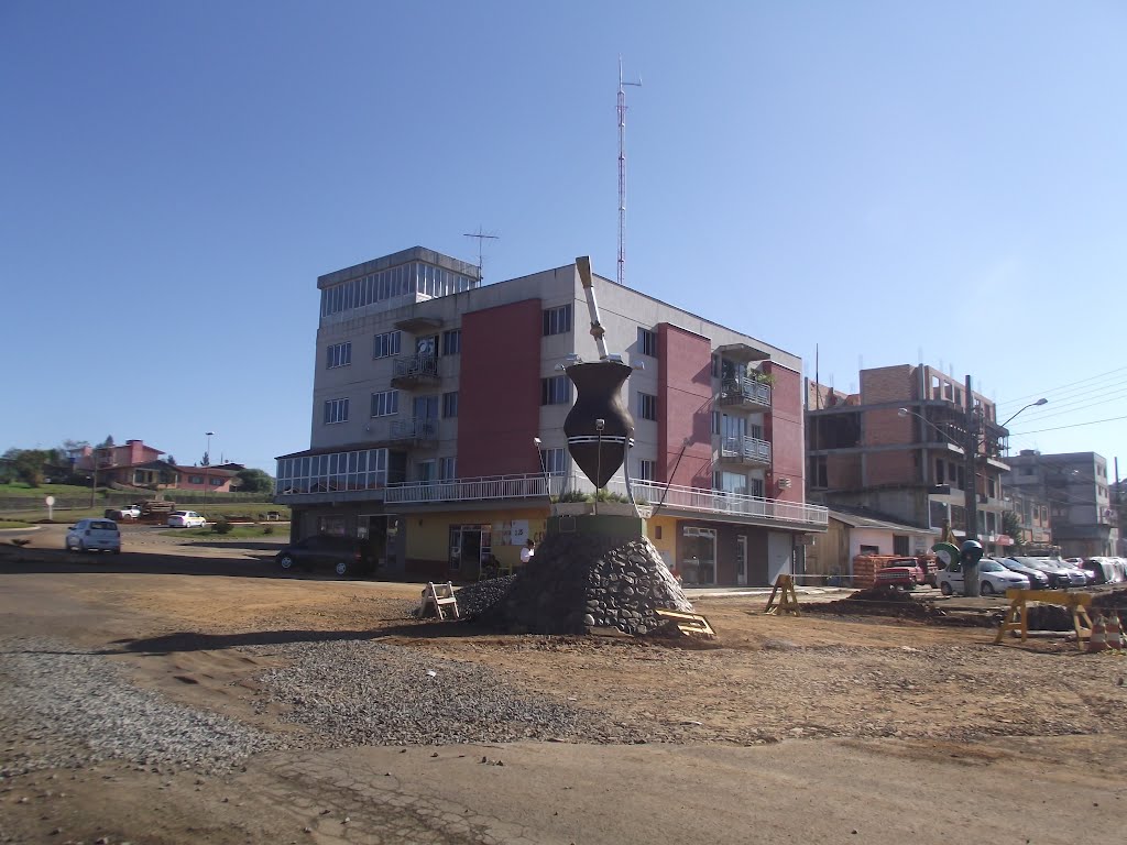 JC® - Catanduvas - Centro - Monumento by José Carminatti