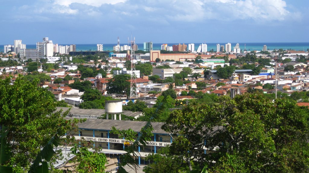 Vista da Praia da Pajuçara na cidade de Maceió-AL do Mirante do Bairro do Farol! by IgorSantos