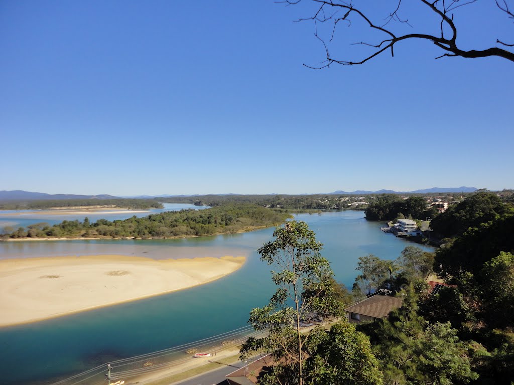 Islands of Nambucca River by kljuco