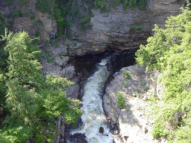 Ausable Chasm (2) by Francois Theriault