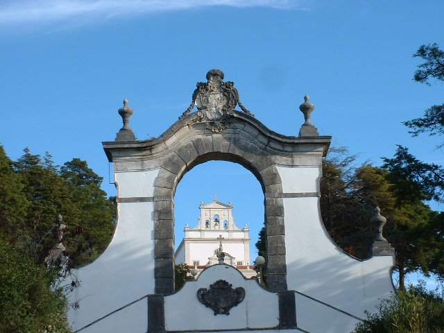 Escadaria do Santuario Nª Srª da Encarnação Leiria-Portugal by srgport3000