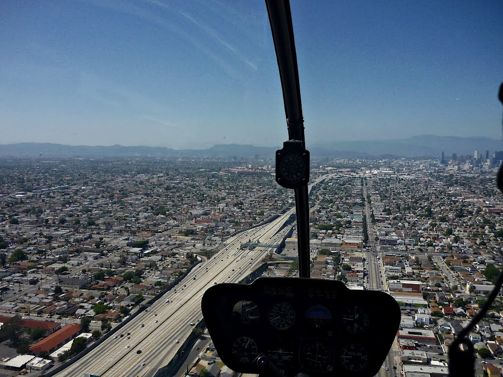 Helicopterflight over Los Angeles by dorothee