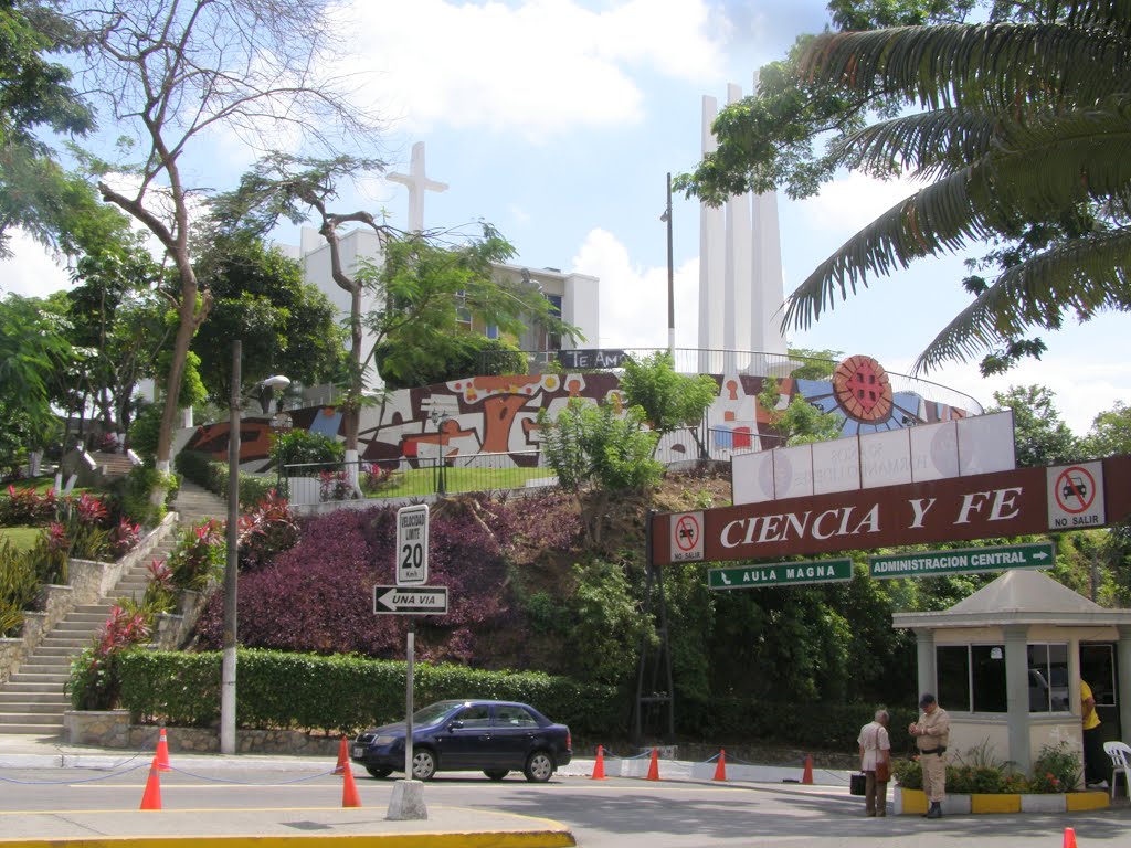 Universidad Católica de Santiago de Guayaquil by Carlos Echanique